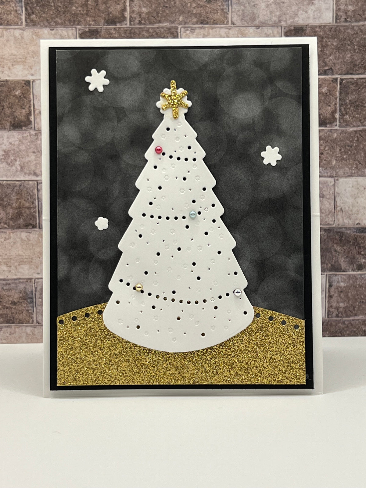 Shining Christmas Tree Easel Card